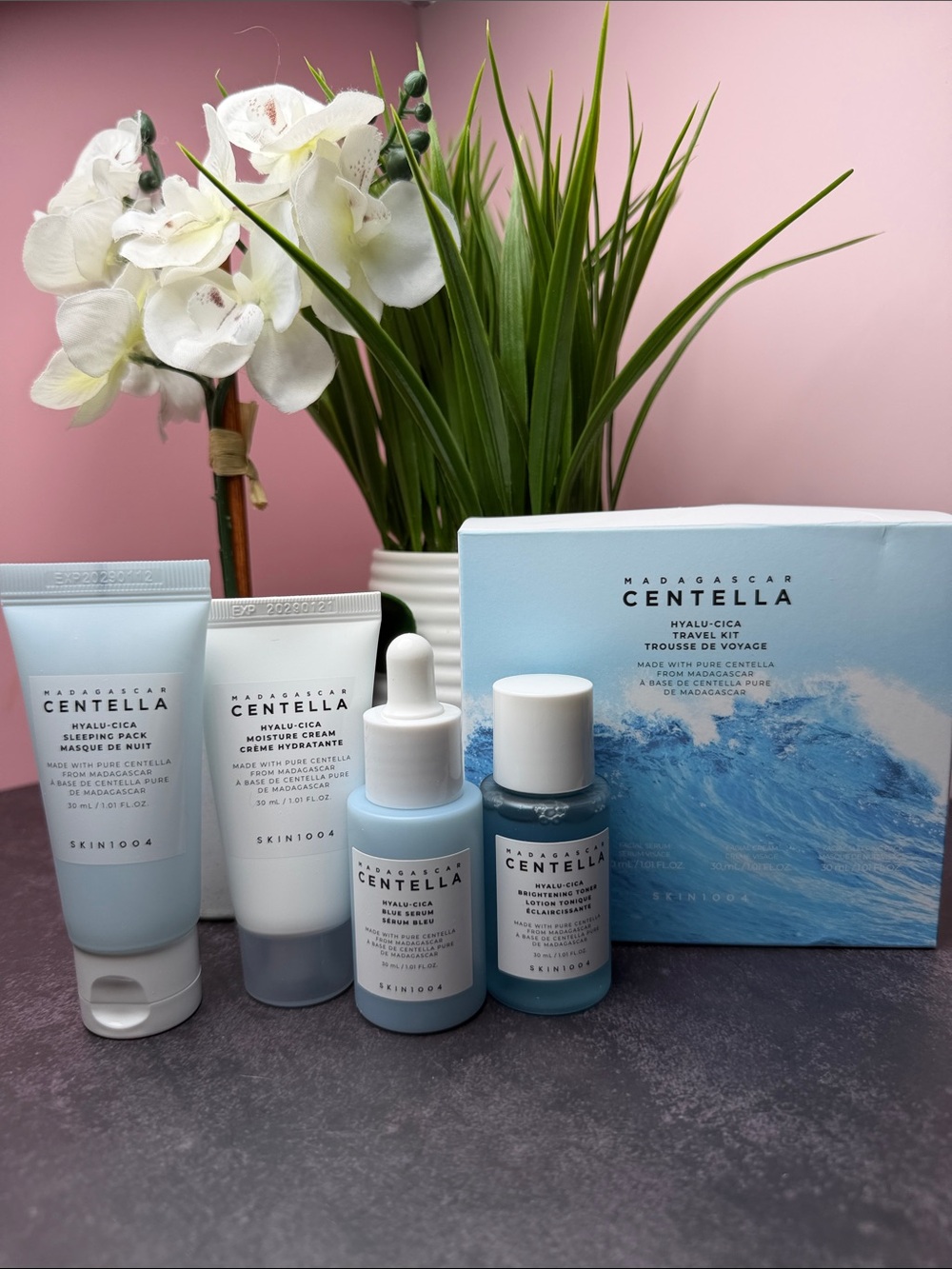 SKIN1004 Madagascar Centella Hyalu-Cica Travel Kit – Blue